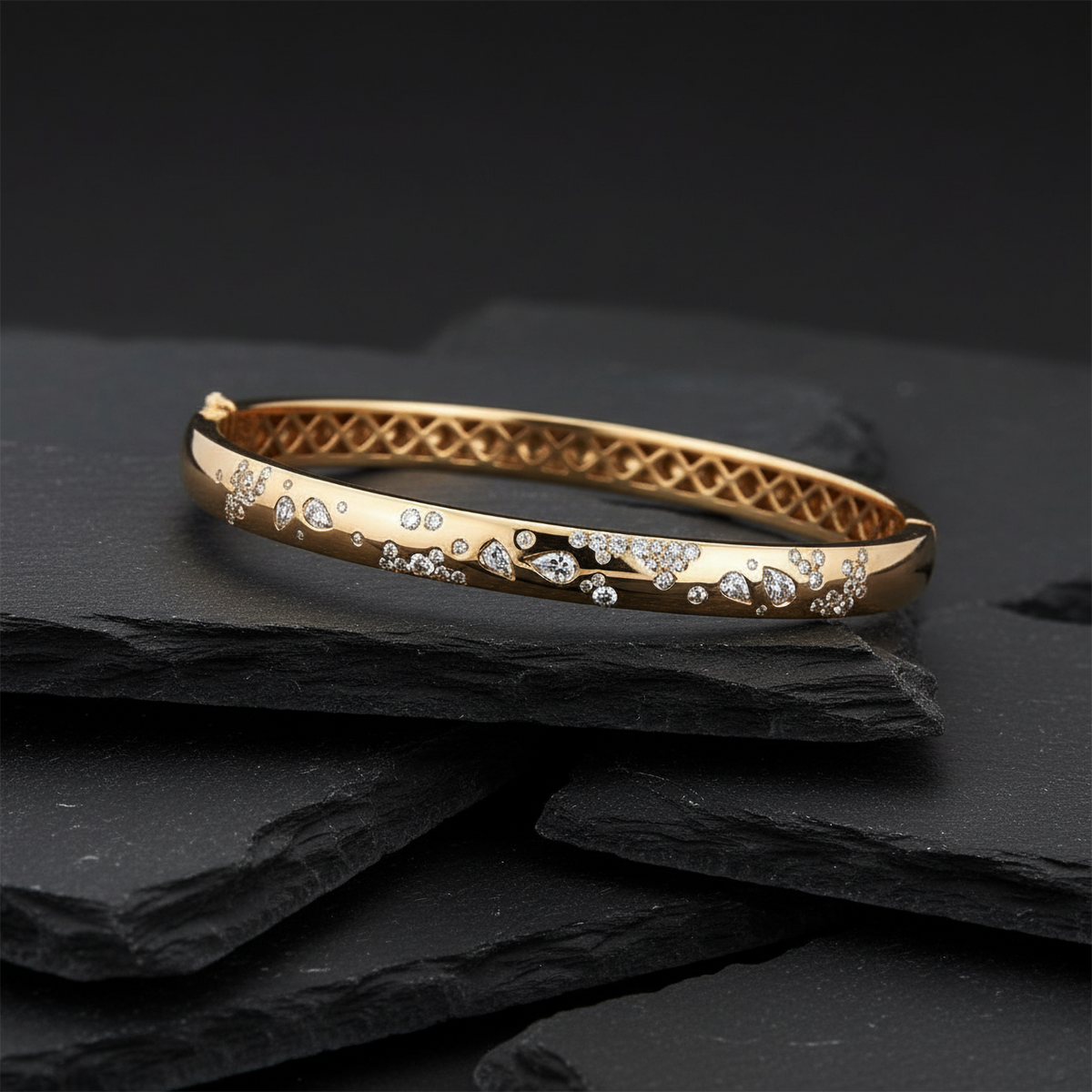 Essential Lustre Diamond Bangle Bracelet in 14K Yellow Gold