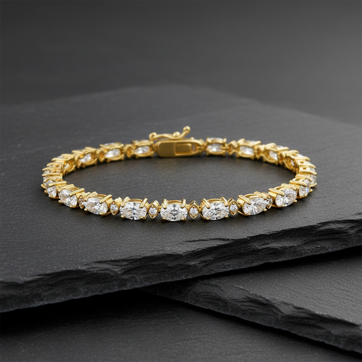 Oval Cut Diamond Tennis Bracelet in 14K Gold