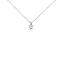 Round Diamond Pendant Necklace in 14K Yellow Gold