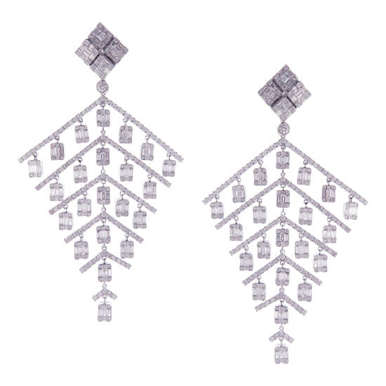 Round Diamonds Chandelier Earrings in 18K White Gold