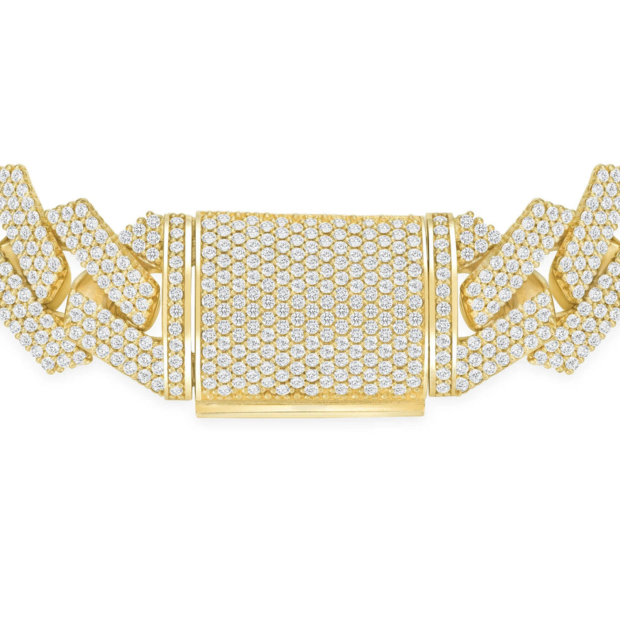 Pave Diamond Cuban Link Bracelet in 18K Gold