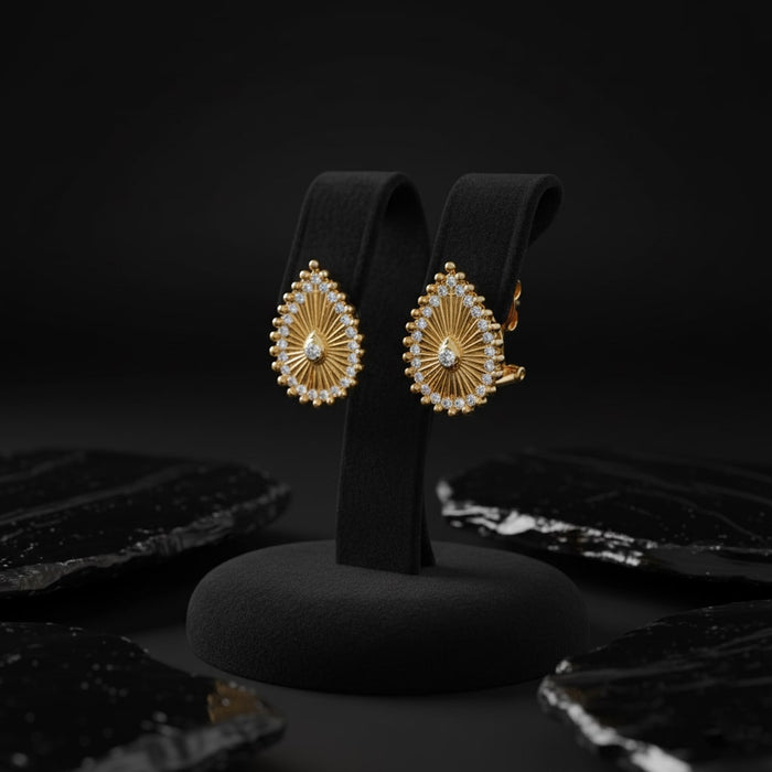 Diamond Stud Earrings in 14K Yellow Gold