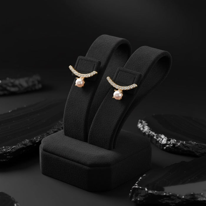 Pearl Diamond Stud Earrings in 14K Yellow Gold
