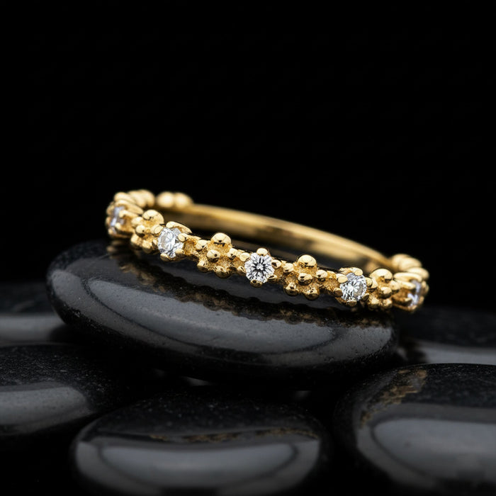 Vintage Milgrain Diamond Band Ring in 14K Yellow Gold