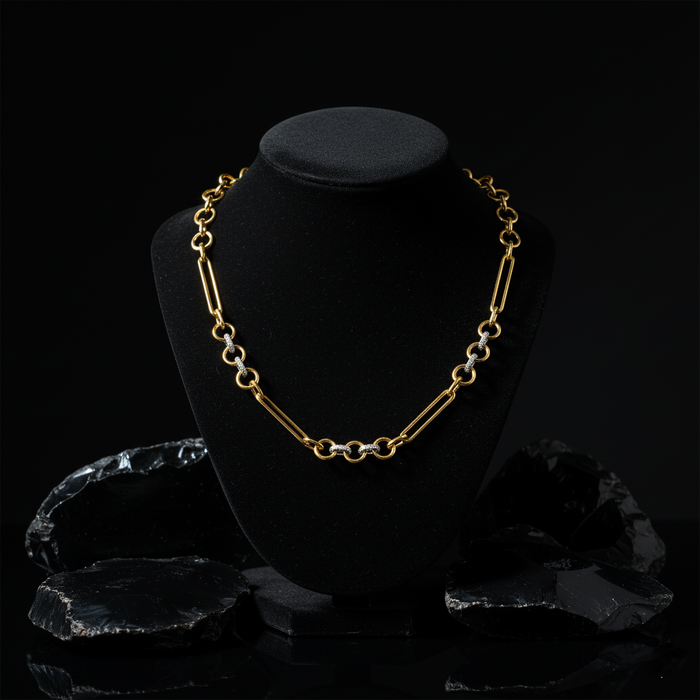 Oval Diamond Accents Link Chain Necklace in 14K Yellow Gold