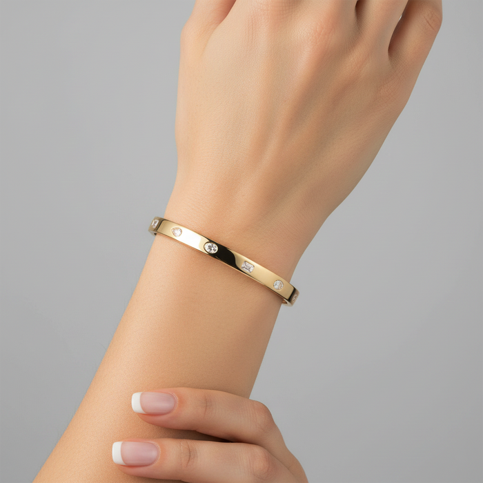 14K Bangle Shape Shiny Diamond Bracelet