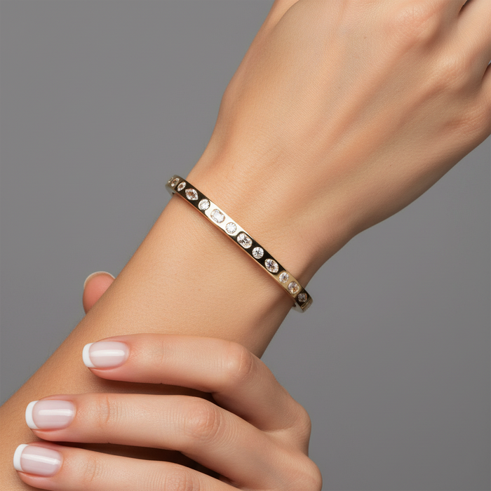 Vintage Modern Diamond Bracelet in 14K Yellow Gold