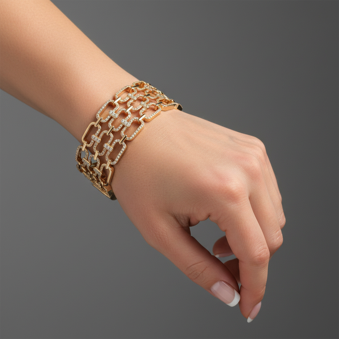 Singular Diamond Bangle Bracelet in 14K Yellow Gold