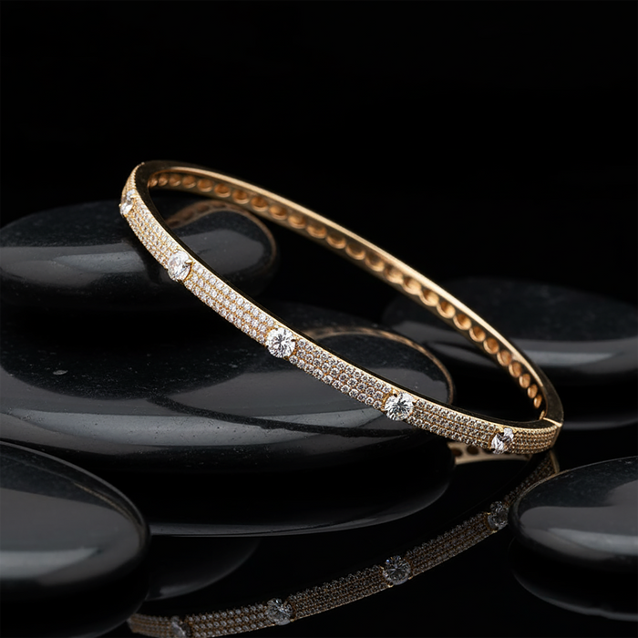 Regal Round Diamond Bangle Bracelet in 14K Yellow Gold