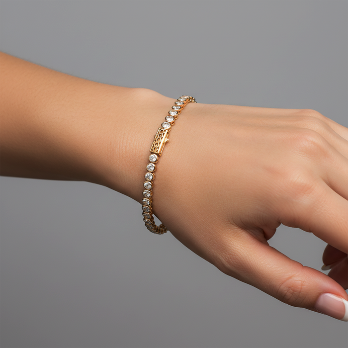 Half Emerald Diamond Tennis Bracelet in 14K Yellow Gold