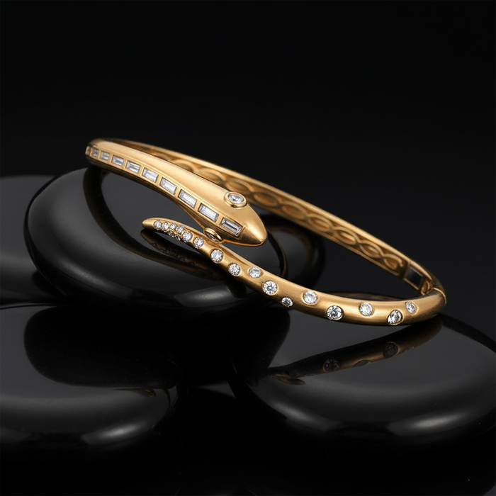 Luxe Diamond Bangle Bracelet in 14K Yellow Gold
