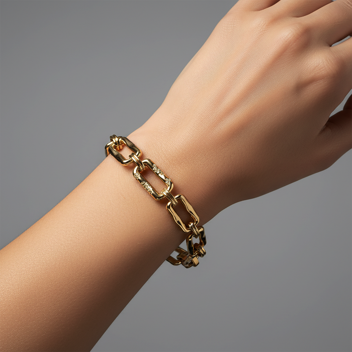Baguette Rectangular Link Bracelet in 14K Yellow Gold