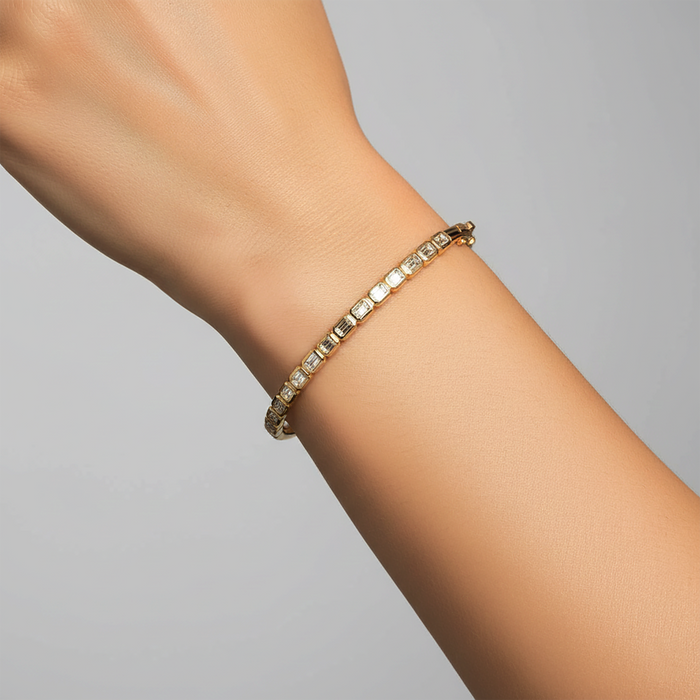 Wristwear Modern Diamond Bracelet in 14K Yellow Gold