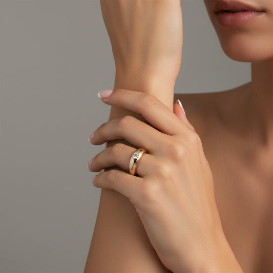 Solitaire Heart Diamond Band Ring in 14K Yellow Gold