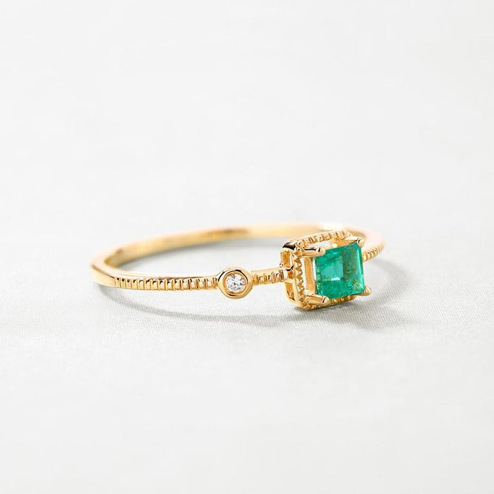 Princess Cut Emerald Round Diamond Accent Ring in 14K Yellow Gold