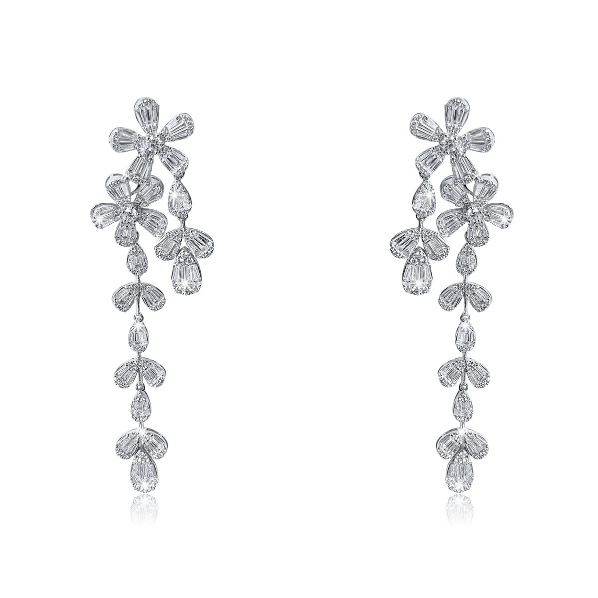 Round Diamonds Star Baguette Earrings in 18K White Gold