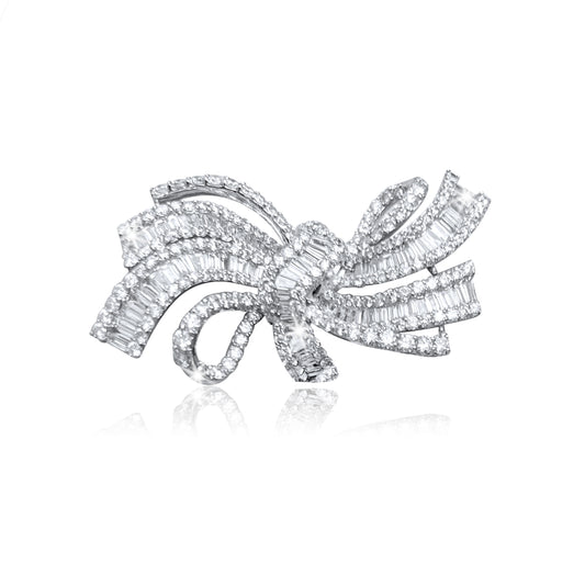 Twisted 218 Round Diamonds Earrings in 18K White Gold