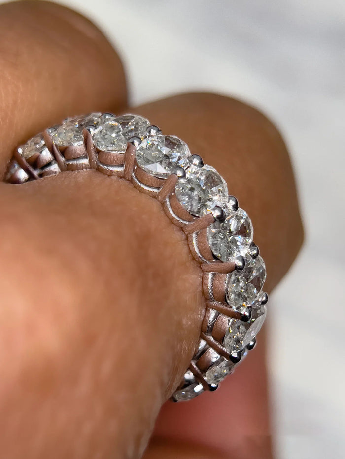 Oval Cut Diamond Eternity Band Ring in 14K Gold