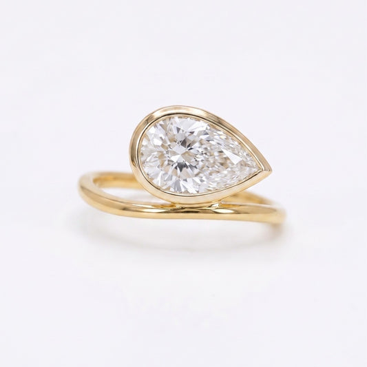 Luna Drop Diamond Ring in 14K Yellow Gold