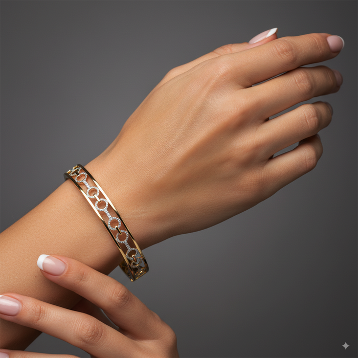 Link Luxe Diamond Bangle Bracelet in 14K Yellow Gold