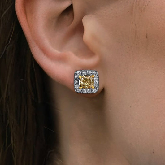 Shine Diamond Stud Earrings in 14K Yellow Gold