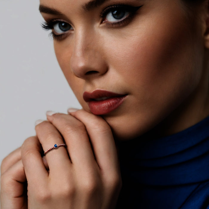Beaded Band Round Sapphire Ring in 14K Rose Gold