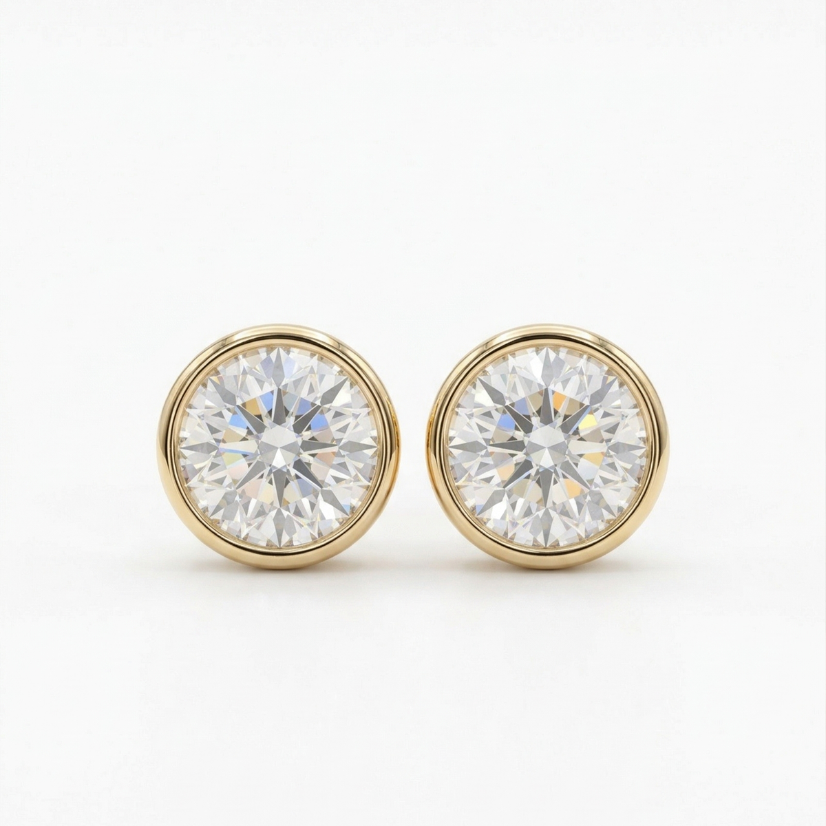 Round Diamond 14K Yellow Gold Stud Earrings