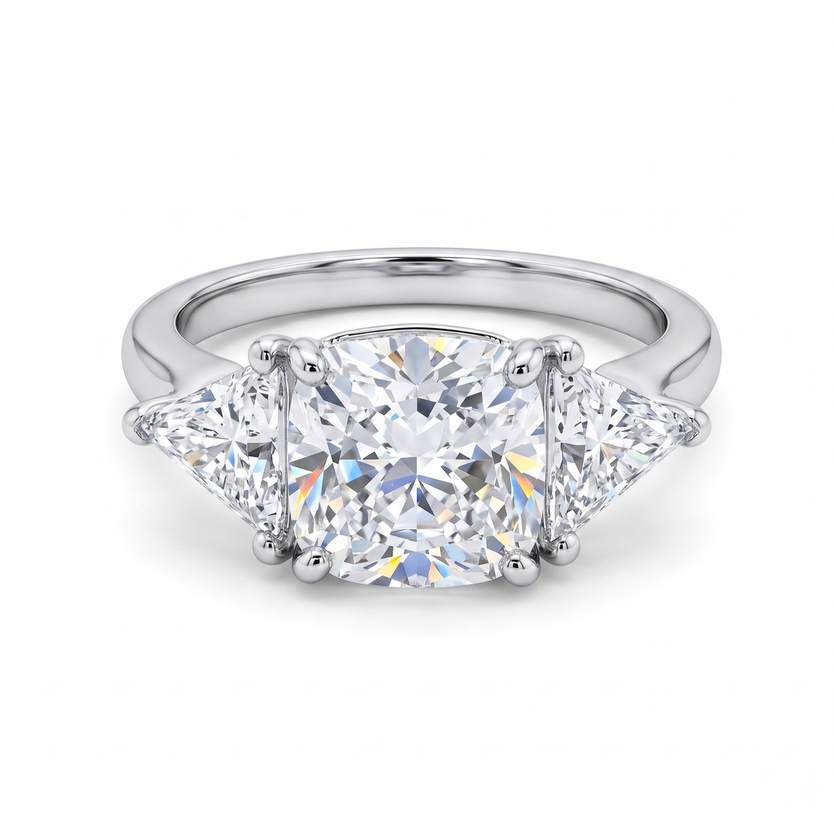 Cushion Cut Engagement Ring in 18K Gold