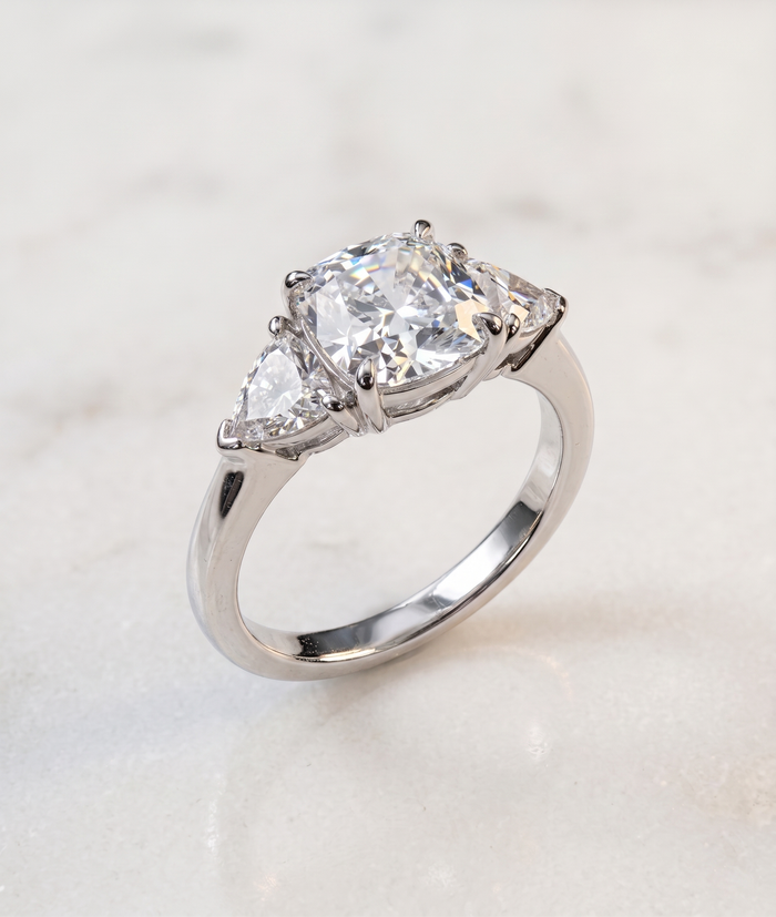 Cushion Cut Engagement Ring in 18K Gold
