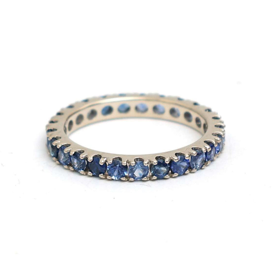Beautifully Shades Blue Sapphire 14K Diamond Band Ring
