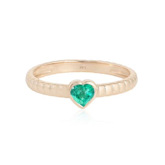 Pure Emerald Pink Sapphire Solitaire Ring in 14K Yellow Gold
