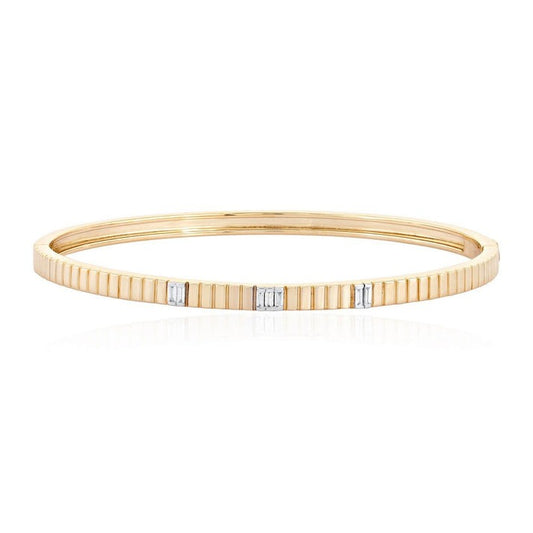Chic Horizon Bangle Bracelet in 14K Yellow Gold
