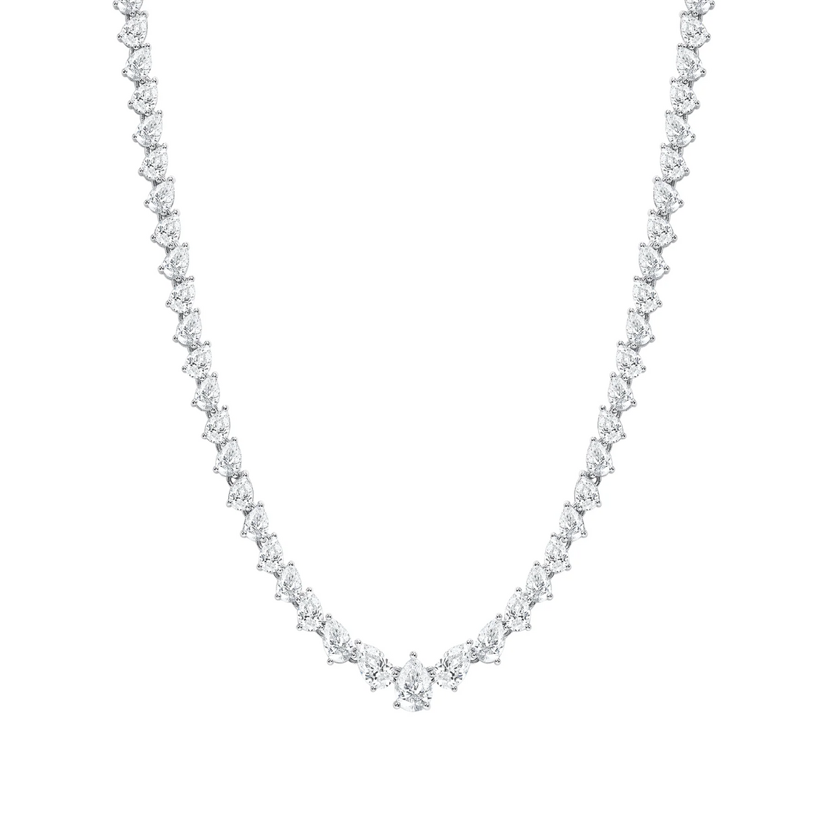 Round Diamond Pear Shaped Necklace in 18K Gold