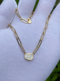 Paperclip Emerald Cut Pendant Necklace in 18K Yellow Gold
