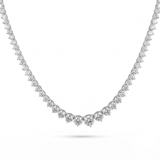 Classic Graduated Round Diamond Tennis Necklace in 18K Gold