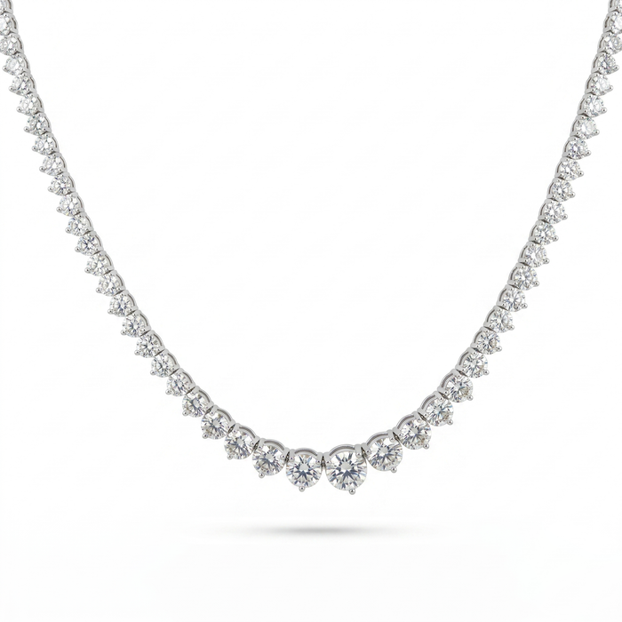 Classic Graduated Round Diamond Tennis Necklace in 18K Gold