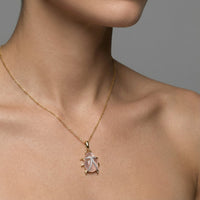 Pendant Diamond Necklace in 14K Yellow Gold