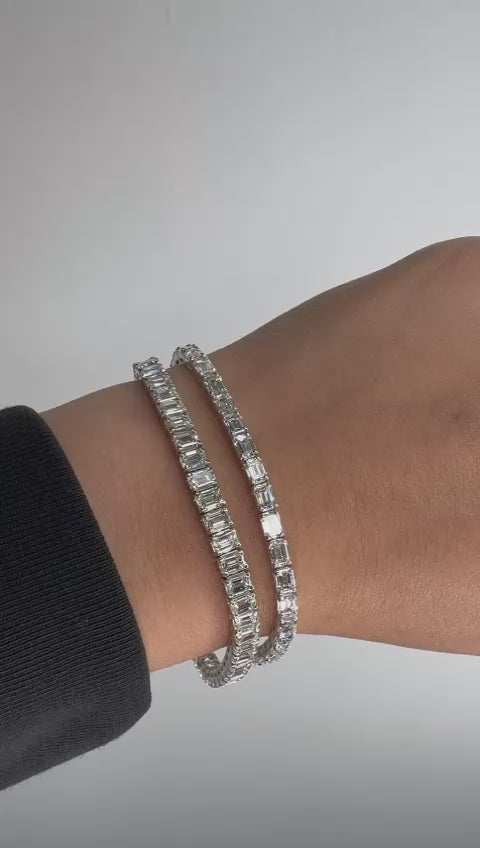 Emerald Cut Diamond Tennis Bracelet in 18K White Gold