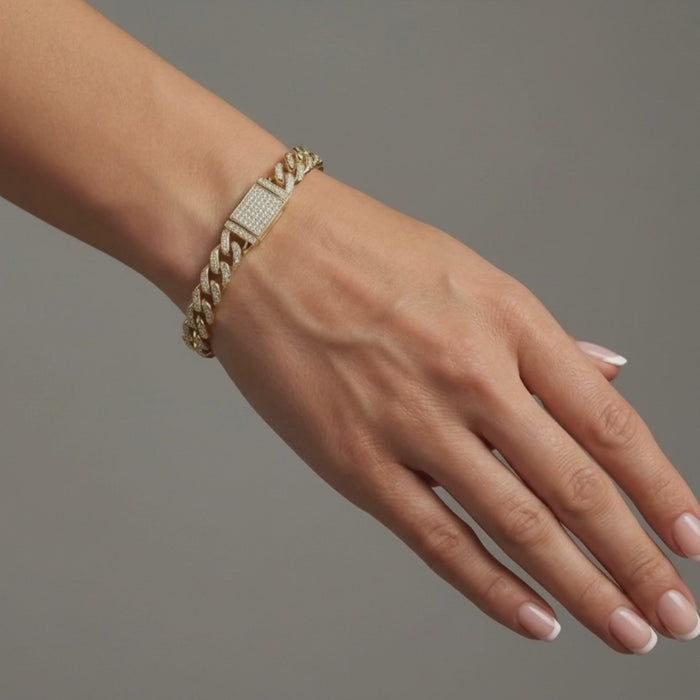 Cuban Link Round Diamond Bracelet in 14K Yellow Gold