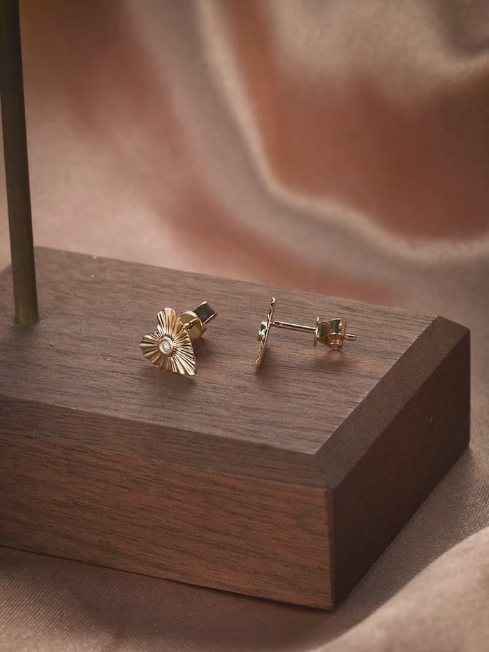 Heart of Light Diamond Earrings in 14K Yellow Gold