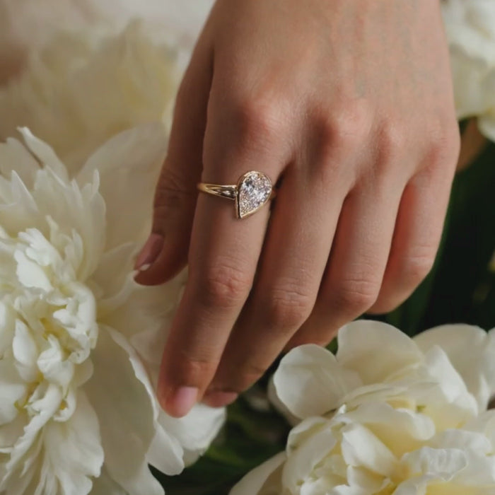 Pear-Shaped Bezel Set Diamond Ring in 14K Yellow Gold
