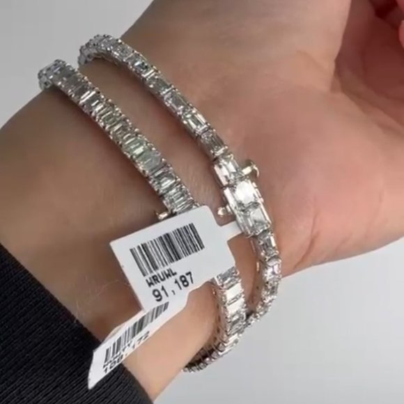 Emerald Platinum Diamond Bracelet in 18K White Gold